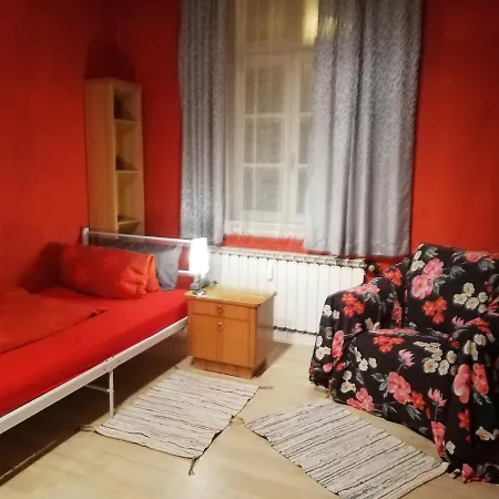Apartment Red, *